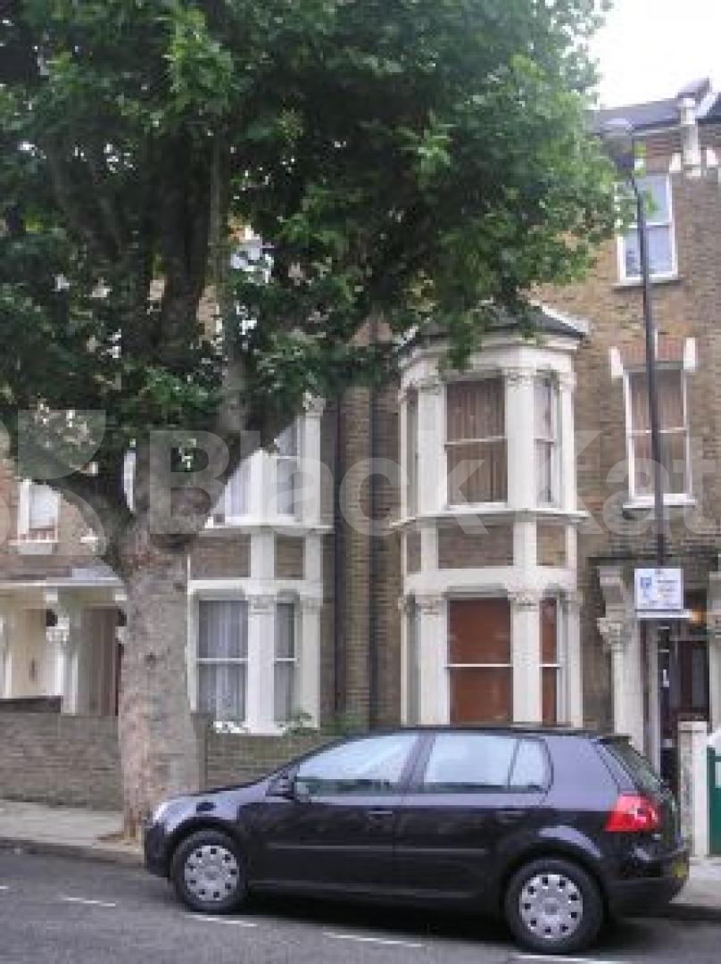 			1 Bedroom, 1 bath, 1 reception Flat			 Ashmore Road, MAIDA VALE W9